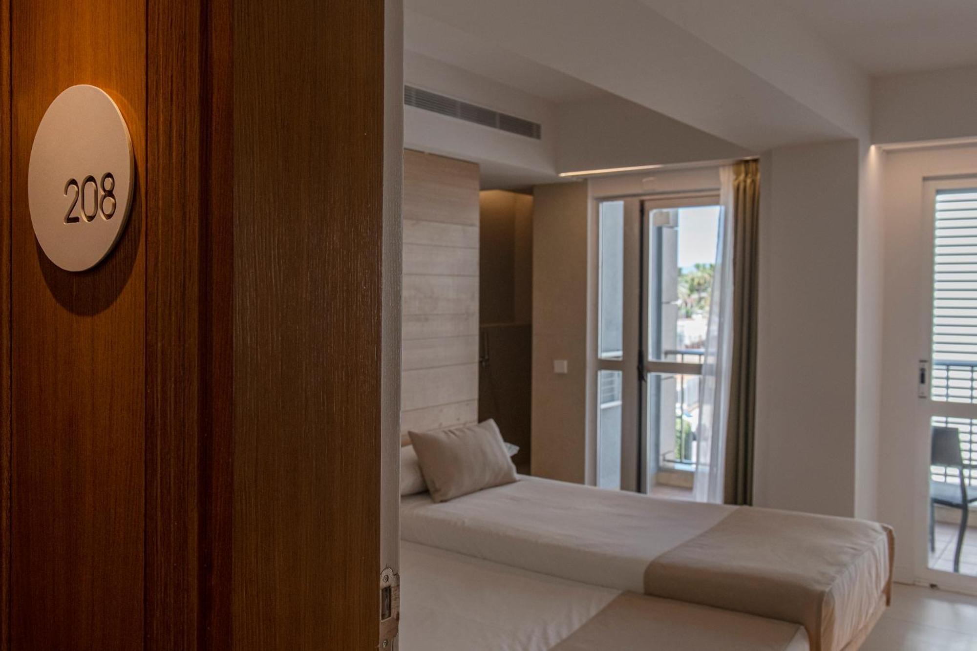 Hotel Cosmopolitan 4*